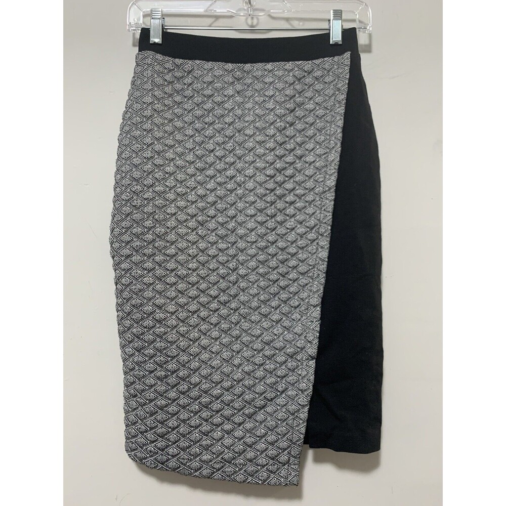 HD in Paris Anthropologie Women 2 Black/White Geometric Print Work Wear Skirt